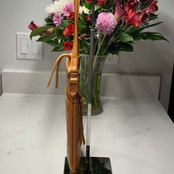 Margot New York Split Pocket Leather Crossbody in Cognac EUC - Picture 6 of 15